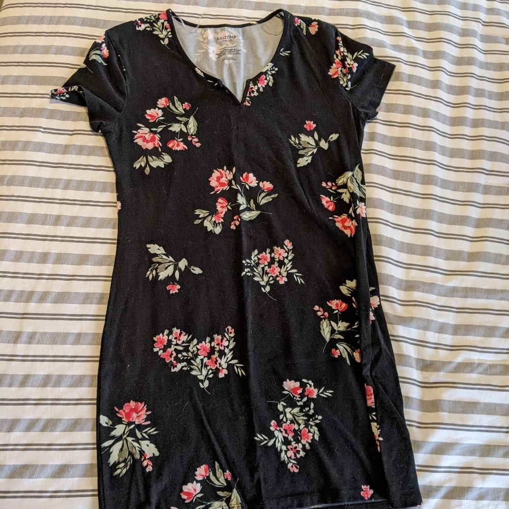 Black fitted dress